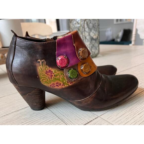 Elite by Corkys leather heeled  bootie shooties w/ side zip. Sz 8. Brown multi - Picture 1 of 10